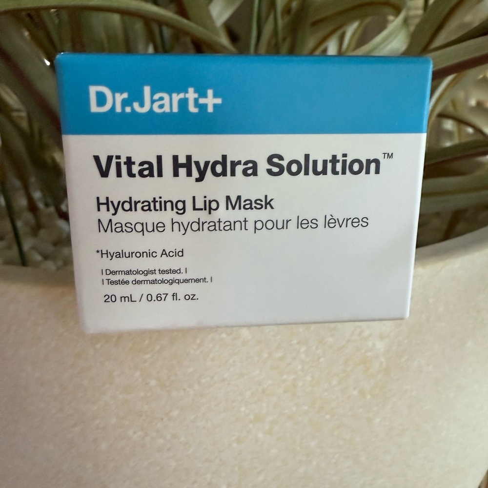 Vital Hydra Solution Lip Mask - Blue and White